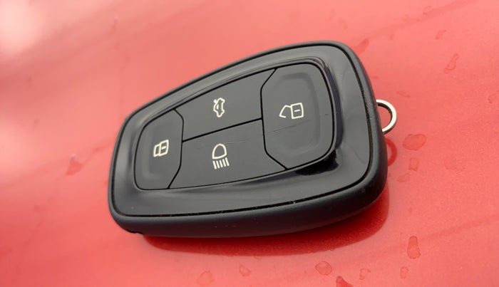 2021 Tata ALTROZ XZ I-TURBO PETROL, Petrol, Manual, 12,958 km, Key Close Up