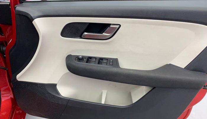 2021 Tata ALTROZ XZ I-TURBO PETROL, Petrol, Manual, 12,958 km, Driver Side Door Panels Control