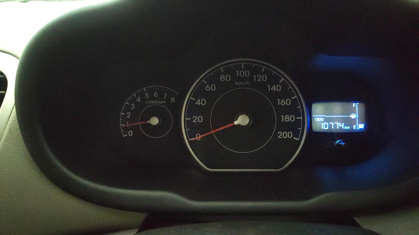 2014 Hyundai i10 MAGNA 1.1, Petrol, Manual, 10,762 km, Odometer Image