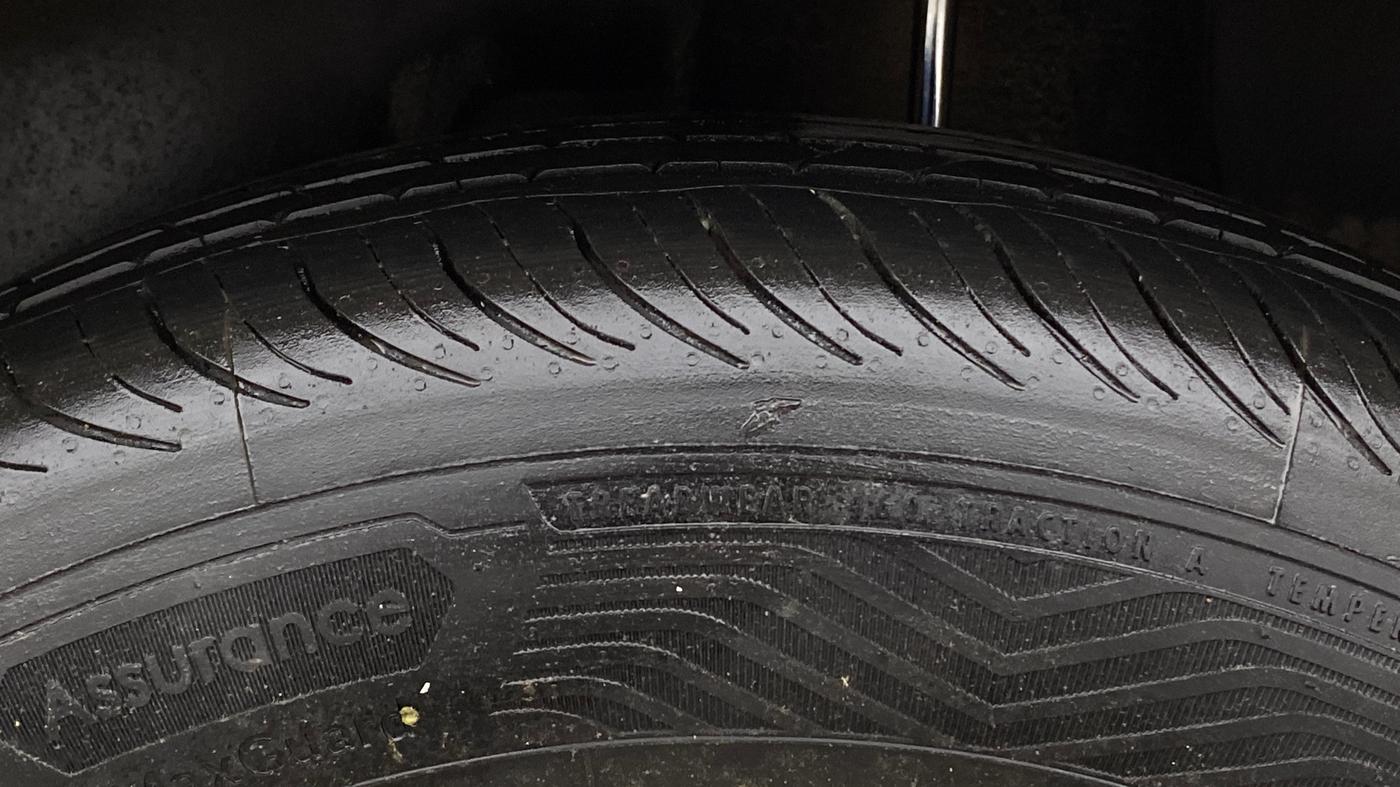 2017 Hyundai Creta E PLUS 1.6 PETROL, Petrol, Manual, 42,751 km, Left Rear Tyre Tread