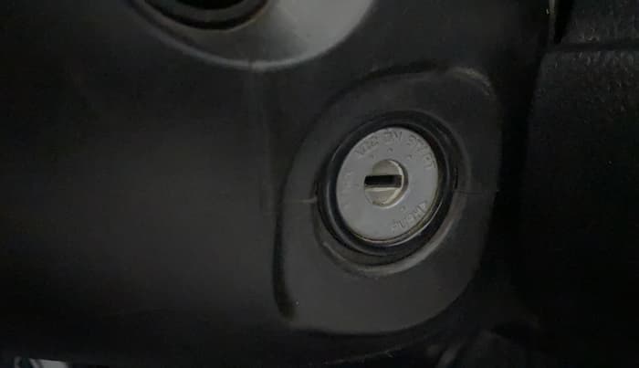 2015 Maruti Swift VDI, Diesel, Manual, 1,27,183 km, Keyless Start/ Stop Button