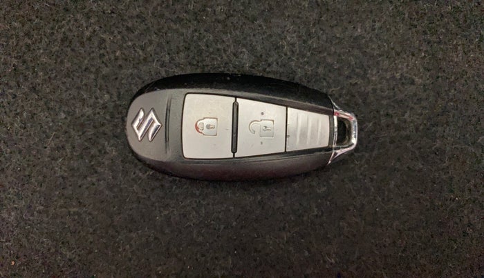 2017 Maruti Baleno ZETA CVT PETROL 1.2, Petrol, Automatic, 53,593 km, Key Close Up