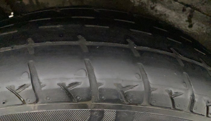 2018 Maruti Wagon R 1.0 LXI CNG, CNG, Manual, 75,535 km, Left Rear Tyre Tread
