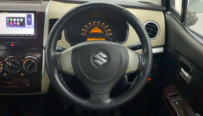 2018 Maruti Wagon R 1.0 LXI CNG, CNG, Manual, 75,535 km, Steering Wheel Close Up