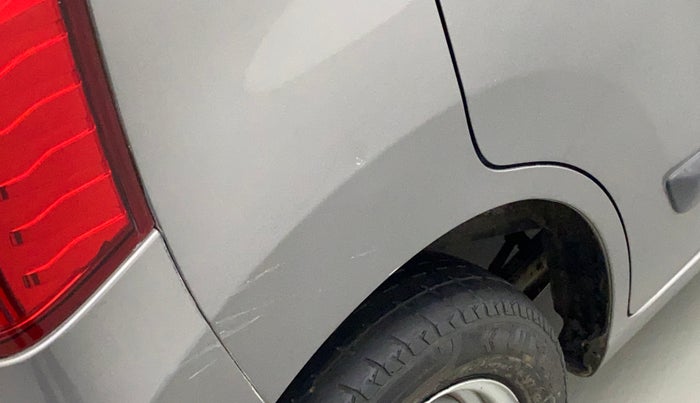 2018 Maruti Wagon R 1.0 LXI CNG, CNG, Manual, 75,535 km, Right quarter panel - Minor scratches