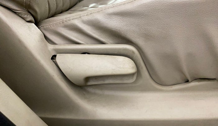 2015 Maruti Swift Dzire VXI, Petrol, Manual, 49,860 km, Driver Side Adjustment Panel