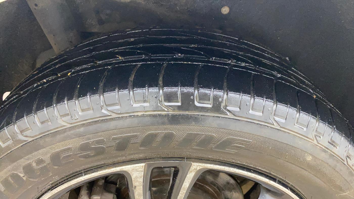 2018 Mahindra MARAZZO M8 7 STR, Diesel, Manual, 1,31,905 km, Right Rear Tyre Tread