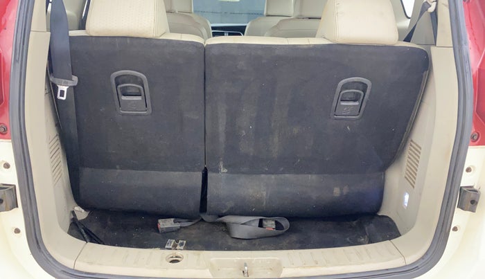 2018 Mahindra MARAZZO M8 7 STR, Diesel, Manual, 1,31,769 km, Boot Inside