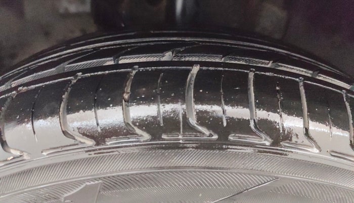 2019 Tata Tiago XZ PETROL, Petrol, Manual, 53,702 km, Left Front Tyre Tread