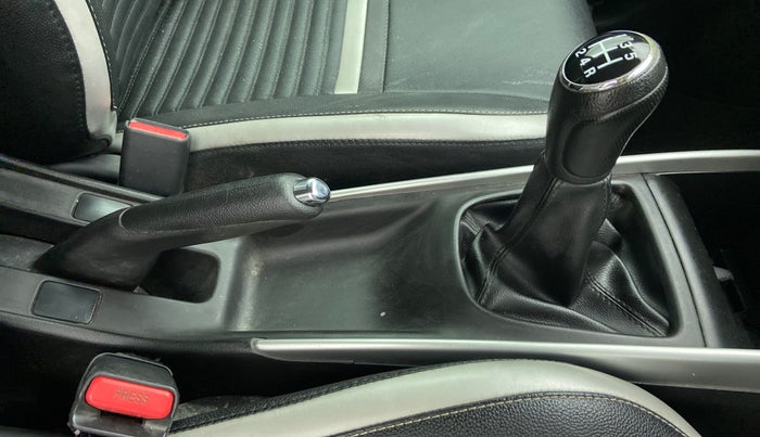2018 Maruti Baleno ZETA PETROL 1.2, Petrol, Manual, 56,483 km, Gear Lever
