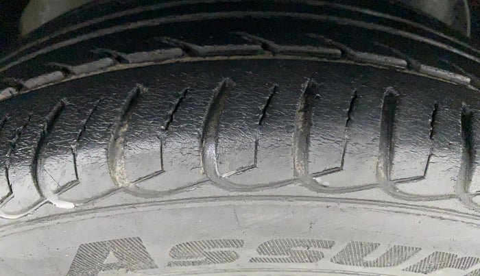 2016 Ford Ecosport 1.5 TITANIUM TI VCT, Petrol, Manual, 53,040 km, Left Front Tyre Tread