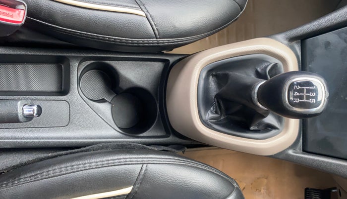 2015 Hyundai Xcent SX 1.2, Petrol, Manual, 56,644 km, Gear Lever