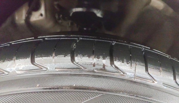 2022 KIA SELTOS HTX PLUS 1.5 DIESEL, Diesel, Manual, 64,473 km, Right Front Tyre Tread