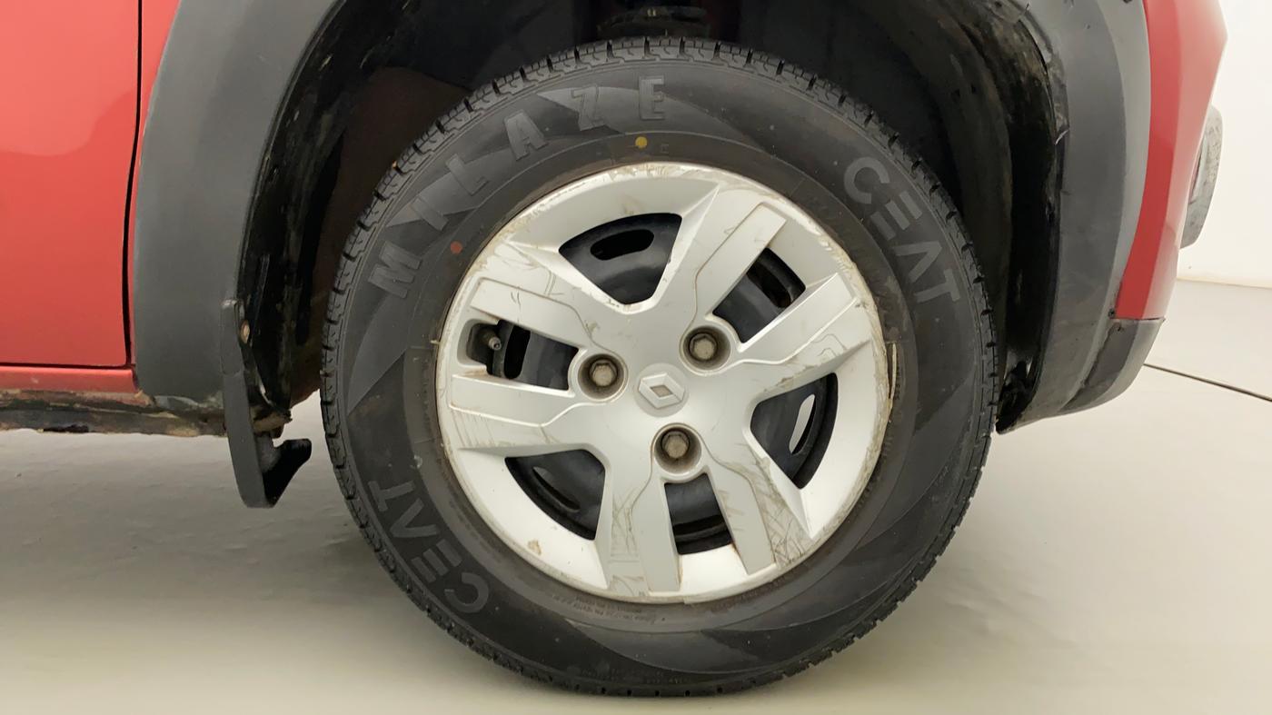 2015 Renault Kwid RXT 0.8, Petrol, Manual, 36,886 km, Right Front Wheel
