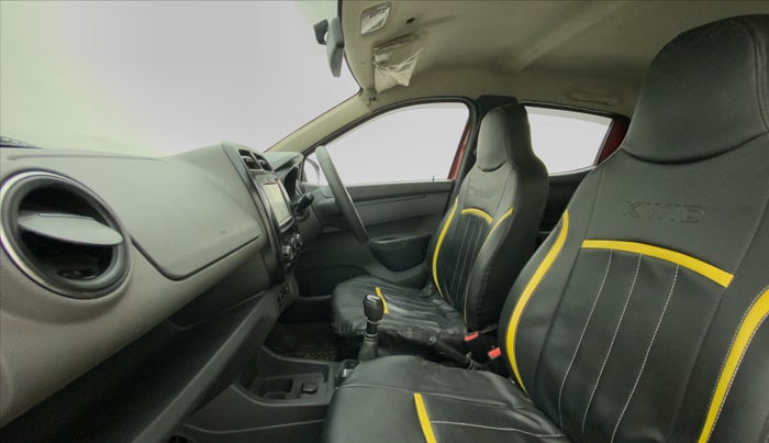 2015 Renault Kwid RXT 0.8, Petrol, Manual, 36,886 km, Right Side Front Door Cabin