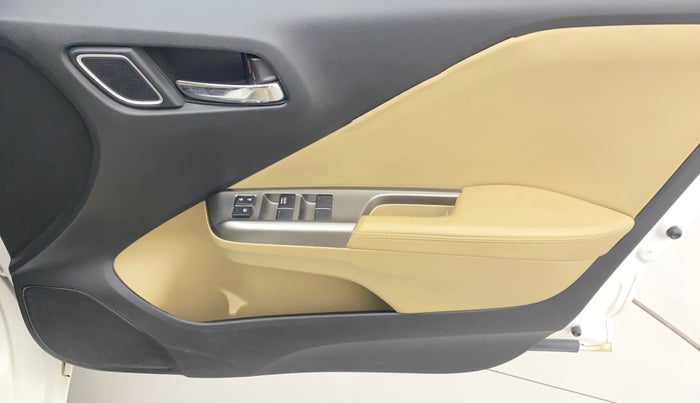 2019 Honda City 1.5L I-VTEC ZX CVT, Petrol, Automatic, 60,932 km, Driver Side Door Panels Control