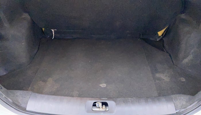 2013 Maruti Swift Dzire VXI 1.2 BS IV, Petrol, Manual, 58,325 km, Boot Inside