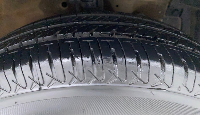 2013 Maruti Swift Dzire VXI 1.2 BS IV, Petrol, Manual, 58,325 km, Right Front Tyre Tread