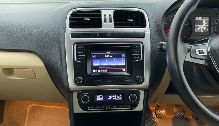 2016 Volkswagen Polo HIGHLINE1.2L PETROL, Petrol, Manual, 40,185 km, Air Conditioner