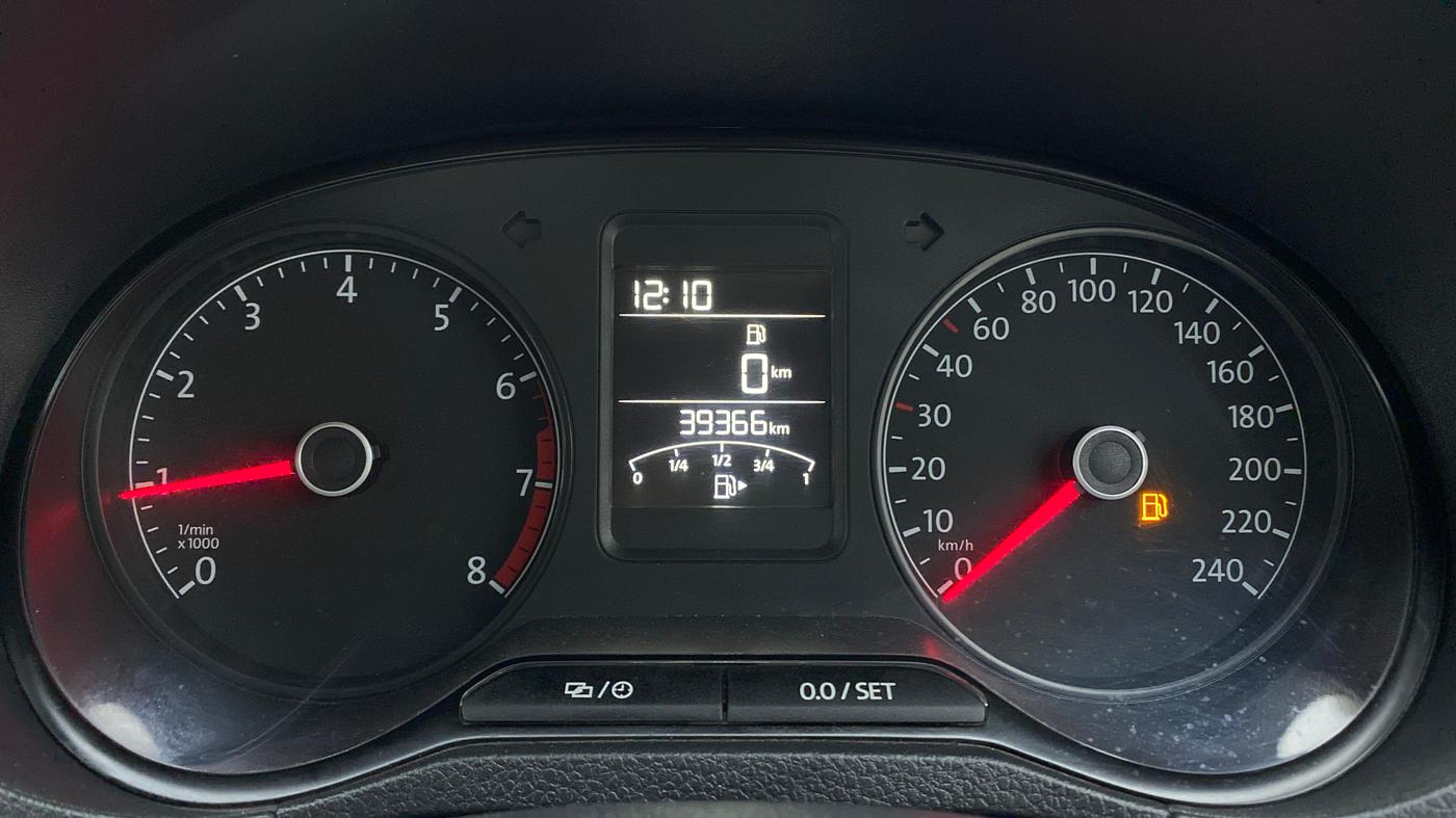 2016 Volkswagen Polo HIGHLINE1.2L PETROL, Petrol, Manual, 40,185 km, Odometer Image