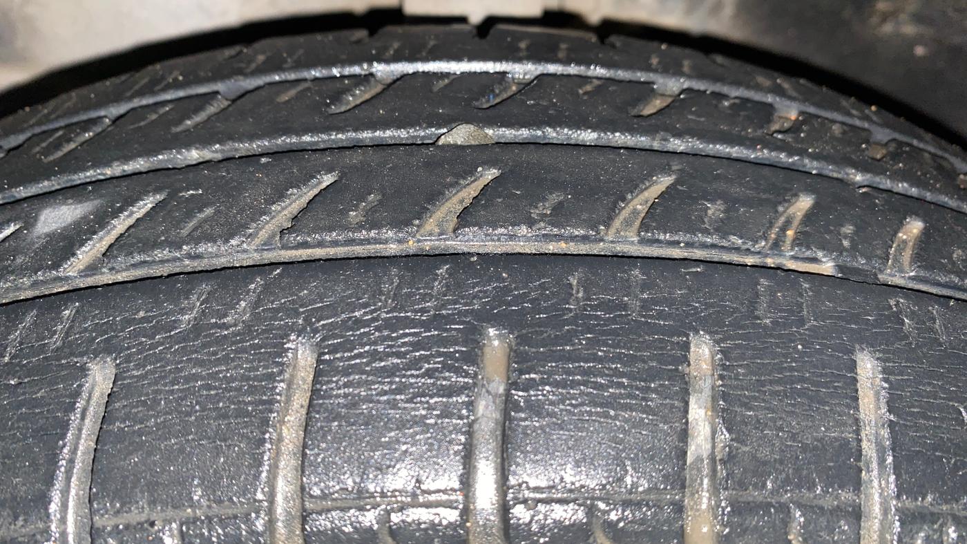 2018 Maruti Wagon R 1.0 VXI, Petrol, Manual, 38,881 km, Left Front Tyre Tread