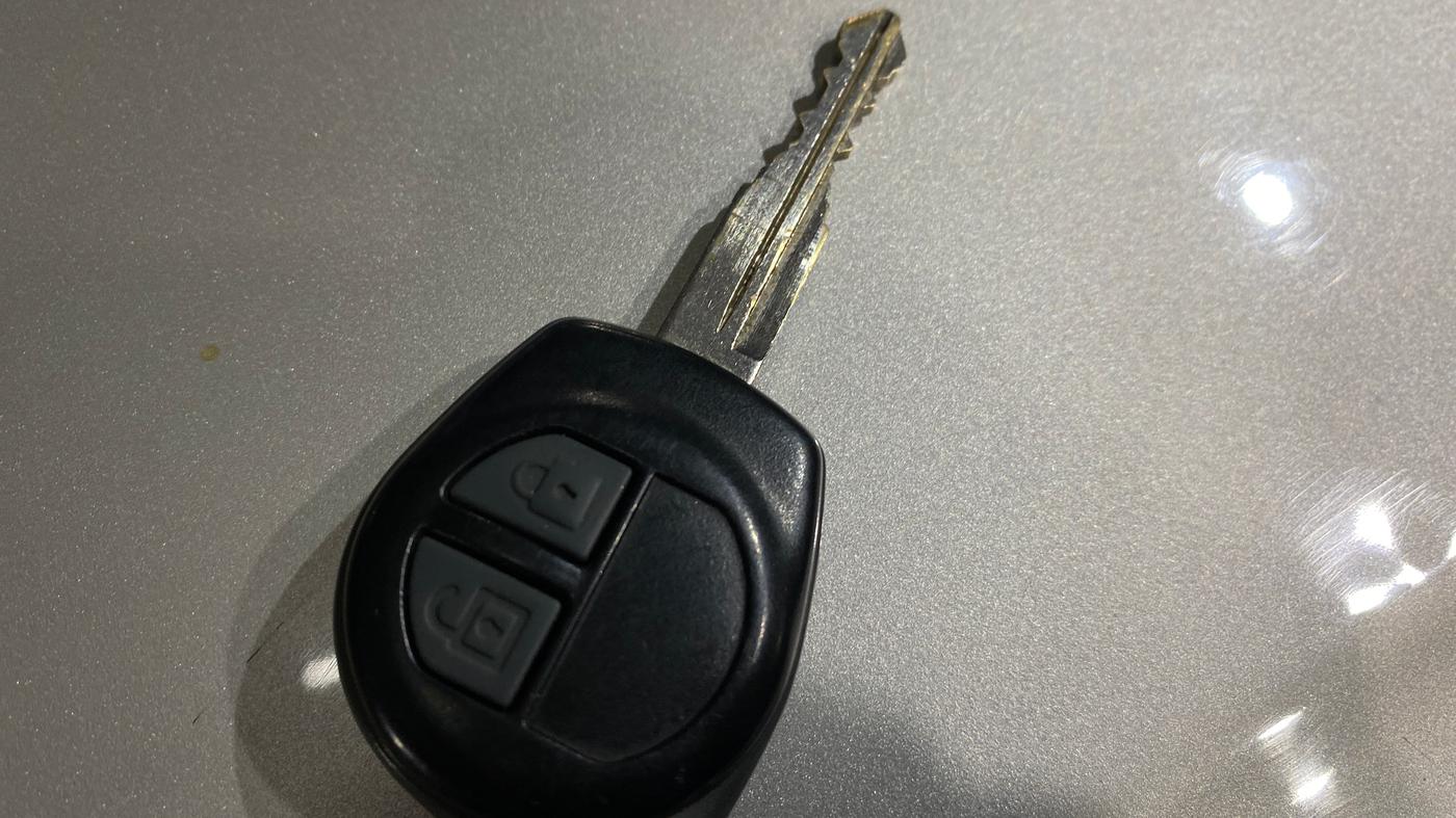 2018 Maruti Wagon R 1.0 VXI, Petrol, Manual, 38,881 km, Key Close Up