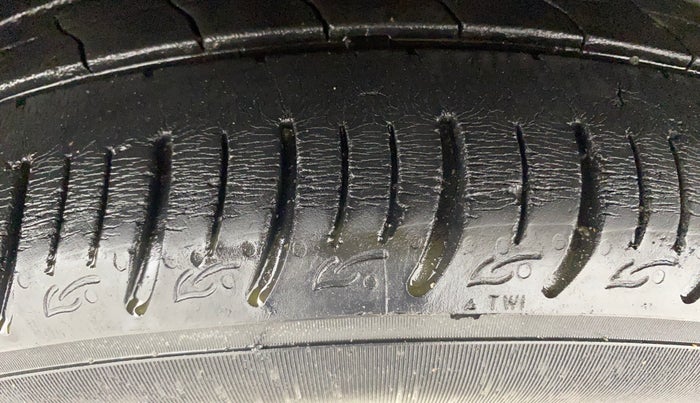 2021 Tata ALTROZ XT PETROL, Petrol, Manual, 35,953 km, Left Front Tyre Tread
