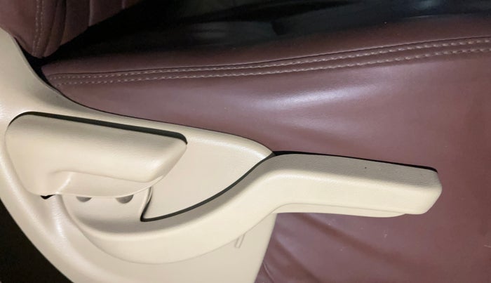 2016 Honda Amaze 1.2L I-VTEC S, Petrol, Manual, 88,804 km, Driver Side Adjustment Panel