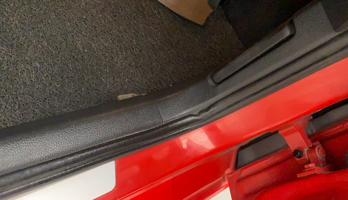 2018 Skoda Rapid STYLE 1.5 TDI AT, Diesel, Automatic, 74,439 km, Driver-side door - Beading has minor damage