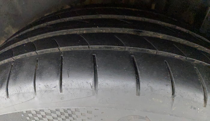 2018 Skoda Rapid STYLE 1.5 TDI AT, Diesel, Automatic, 74,439 km, Left Rear Tyre Tread