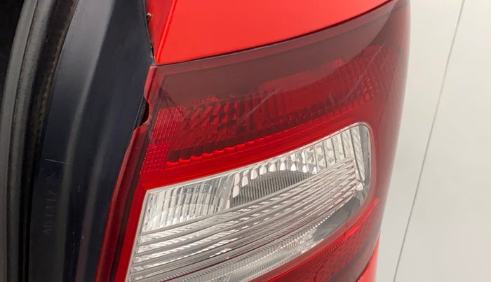 2018 Skoda Rapid STYLE 1.5 TDI AT, Diesel, Automatic, 74,439 km, Right tail light - Minor damage