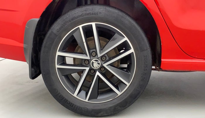 2018 Skoda Rapid STYLE 1.5 TDI AT, Diesel, Automatic, 74,439 km, Right Rear Wheel