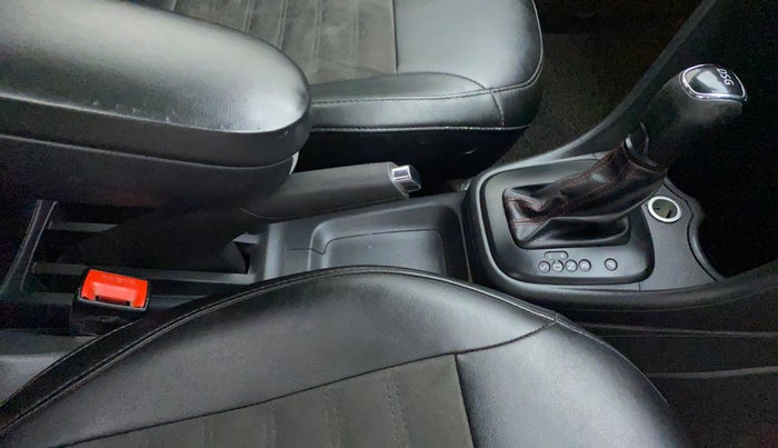 2018 Skoda Rapid STYLE 1.5 TDI AT, Diesel, Automatic, 74,439 km, Gear Lever