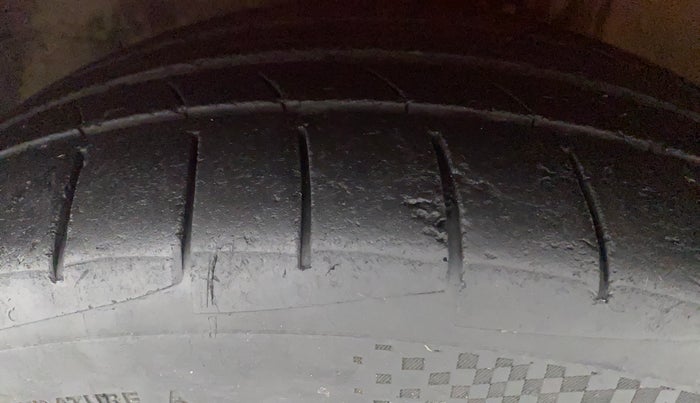 2018 Skoda Rapid STYLE 1.5 TDI AT, Diesel, Automatic, 74,439 km, Left Front Tyre Tread