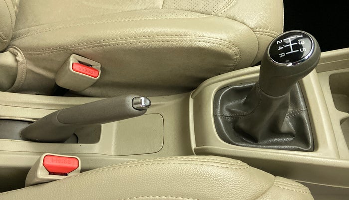 2022 Maruti Ertiga VXI SHVS, Petrol, Manual, 5,203 km, Gear Lever