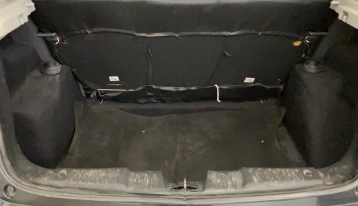 2020 Tata ALTROZ XE PLUS PETROL, Petrol, Manual, 75,153 km, Boot Inside