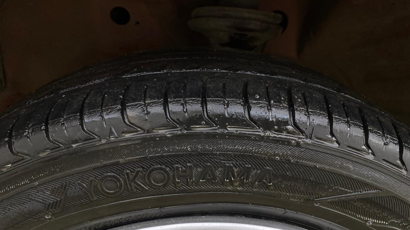2015 Maruti Wagon R 1.0 VXI, Petrol, Manual, 48,649 km, Left Front Tyre Tread
