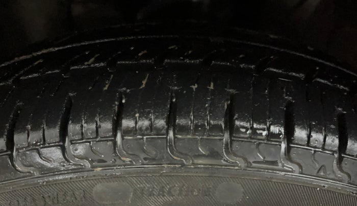2018 Datsun Redi Go S 1.0 AMT, Petrol, Automatic, 33,130 km, Left Front Tyre Tread