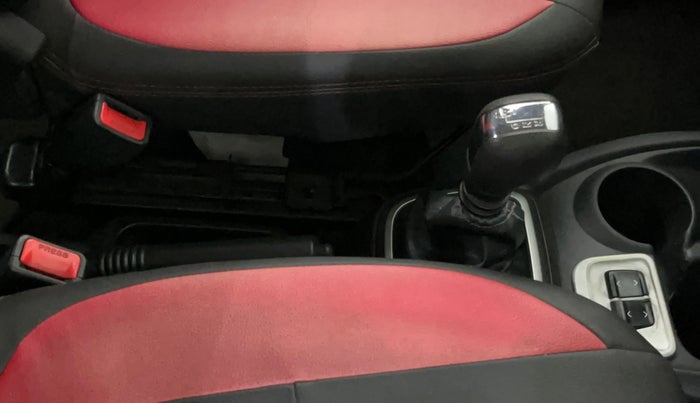 2018 Datsun Redi Go S 1.0 AMT, Petrol, Automatic, 33,130 km, Gear Lever