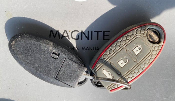 2021 Nissan MAGNITE XV TURBO, Petrol, Manual, 52,560 km, Key Close Up