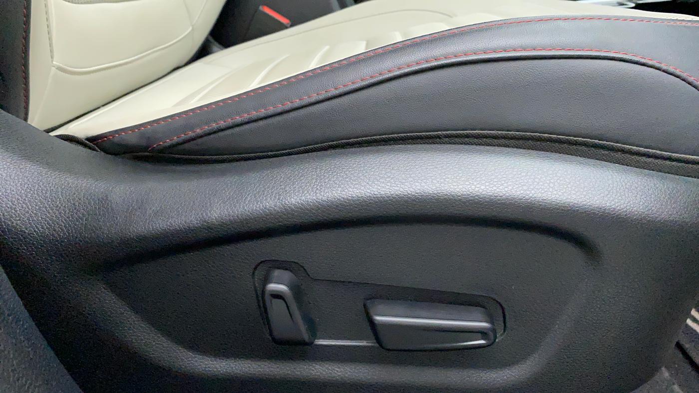 2020 KIA SELTOS 1.4 GTX+ TURBO GDI PETROL AT, Petrol, Automatic, Driver Side Adjustment Panel