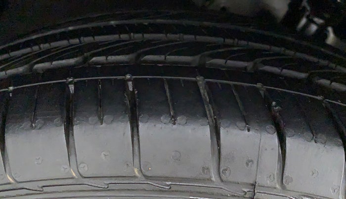 2020 KIA SELTOS 1.4 GTX+ TURBO GDI PETROL AT, Petrol, Automatic, Right Rear Tyre Tread