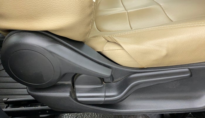 2021 Honda Amaze 1.2 VX CVT I VTEC, Petrol, Automatic, 16,303 km, Driver Side Adjustment Panel