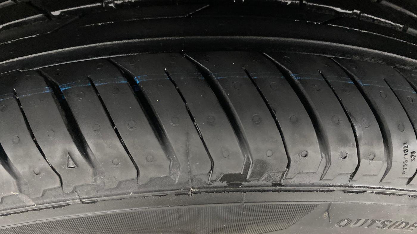 2020 Nissan MAGNITE XV PREMIUM TURBO (O), Petrol, Manual, 41,361 km, Left Front Tyre Tread