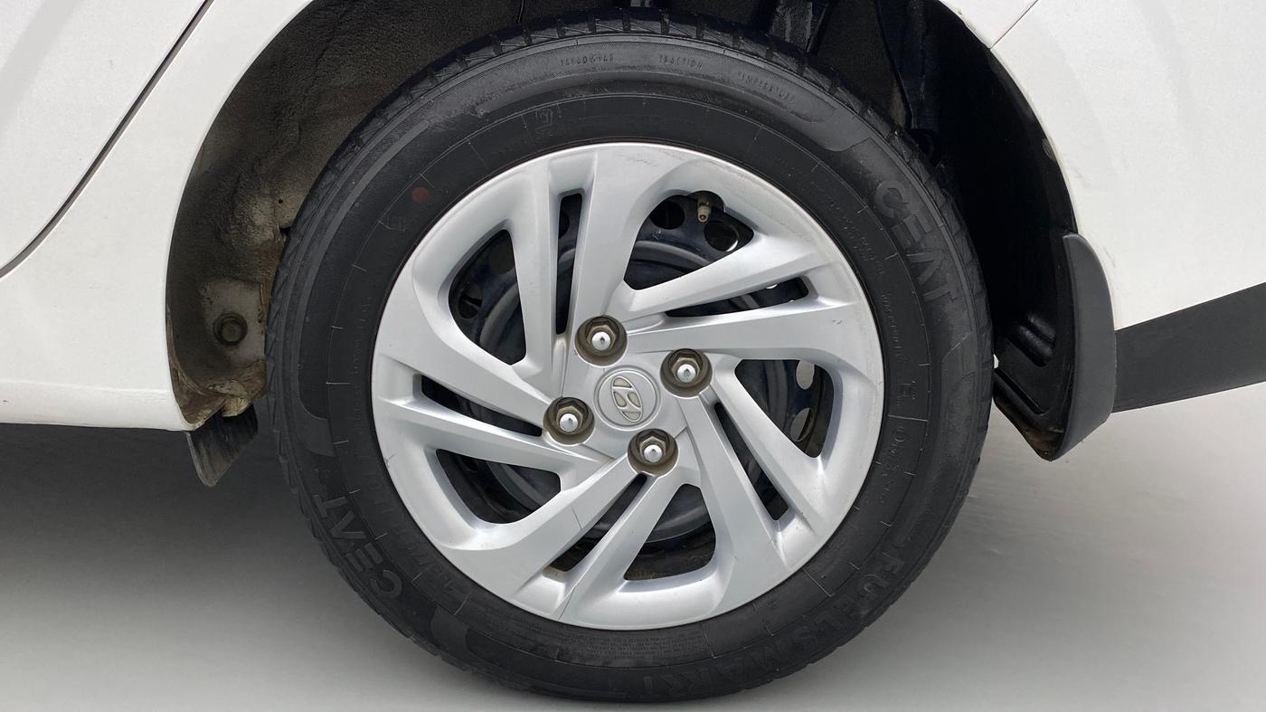 2021 Hyundai AURA S 1.2 CNG, CNG, Manual, 64,540 km, Left Rear Wheel