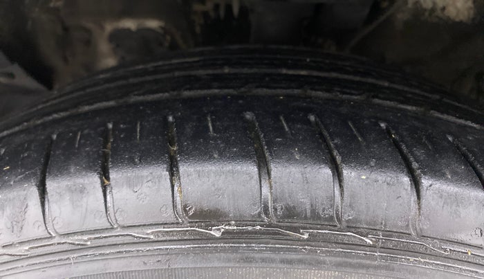 2019 KIA SELTOS HTX 1.5 PETROL MT, Petrol, Manual, 57,179 km, Left Front Tyre Tread