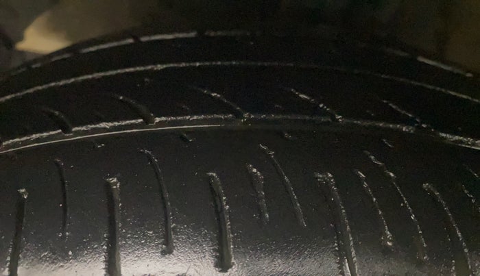 2019 Hyundai Grand i10 SPORTZ 1.2 KAPPA VTVT, Petrol, Manual, 76,312 km, Left Front Tyre Tread