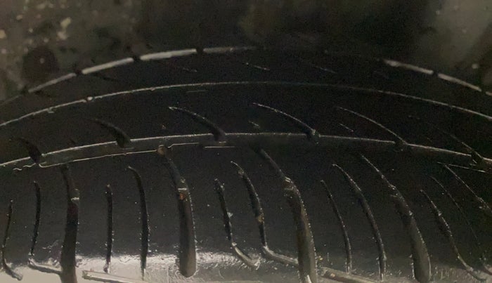 2019 Hyundai Grand i10 SPORTZ 1.2 KAPPA VTVT, Petrol, Manual, 76,312 km, Left Rear Tyre Tread