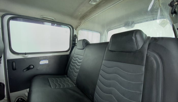 2017 Maruti Eeco 5 STR CNG WITH AC PLUSHTR, CNG, Manual, 53,844 km, Right Side Rear Door Cabin