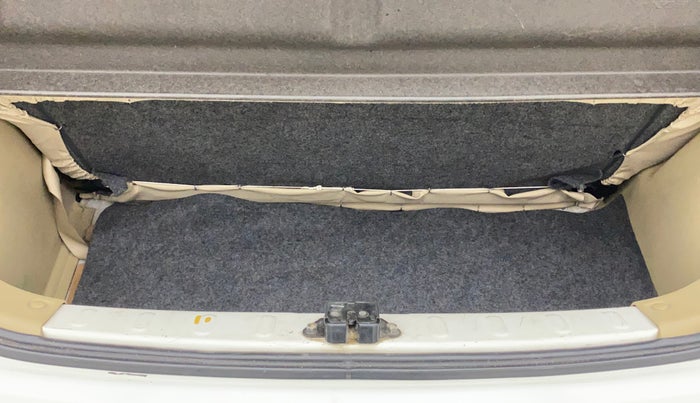 2012 Honda Brio V MT, Petrol, Manual, 79,896 km, Boot Inside